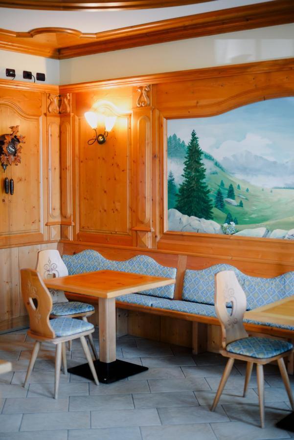 Hotel Stelvio Варезе Экстерьер фото