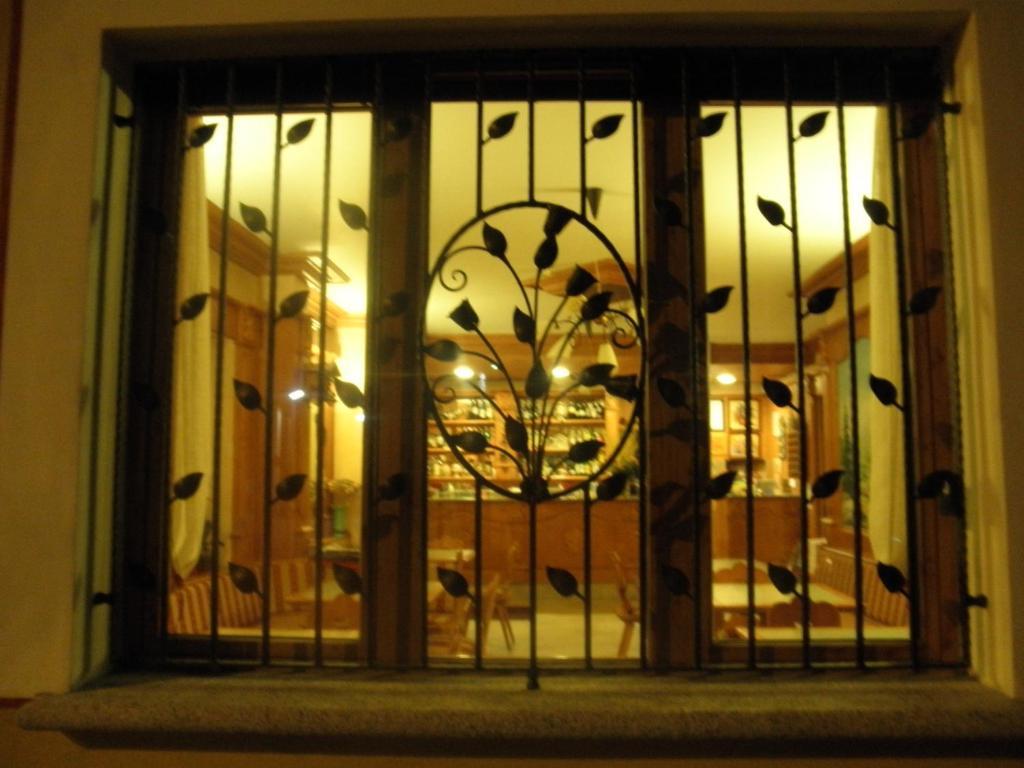 Hotel Stelvio Варезе Экстерьер фото