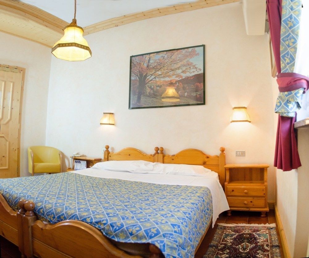 Hotel Stelvio Варезе Экстерьер фото